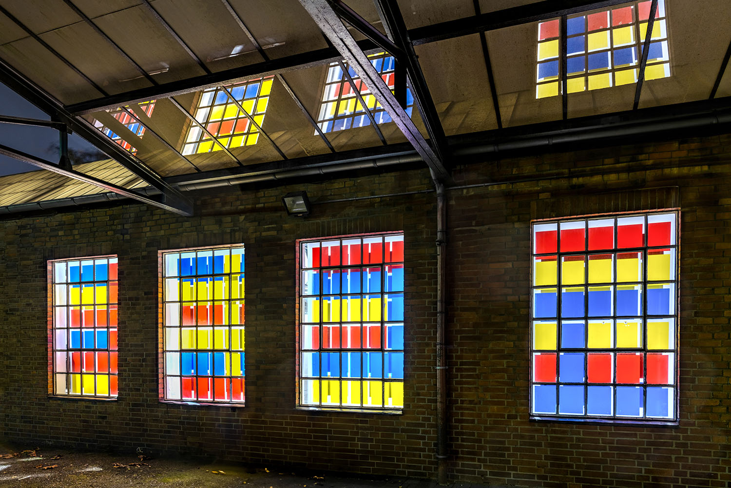 Farb  Licht  Spiel - Installation von Nikola Dimitrov & Norbert Thomas im Verein fr aktuelle Kunst / Ruhrgebiet, Oberhausen